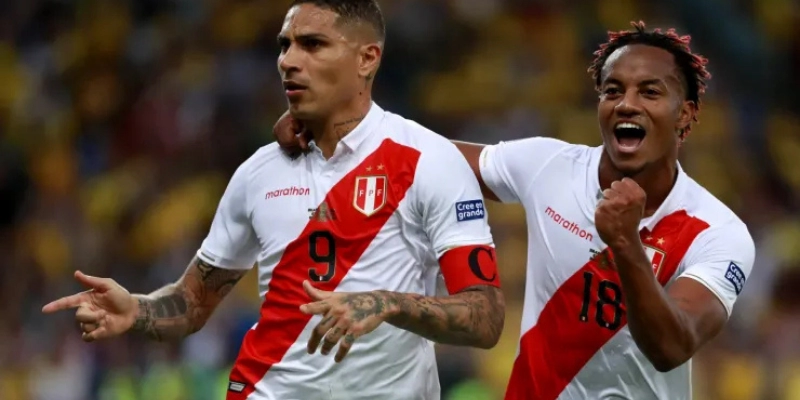 Cầu Thủ Paolo Guerrero: Huyền Thoại Bóng Đá Nam Mỹ 2 Cầu Thủ Paolo Guerrero